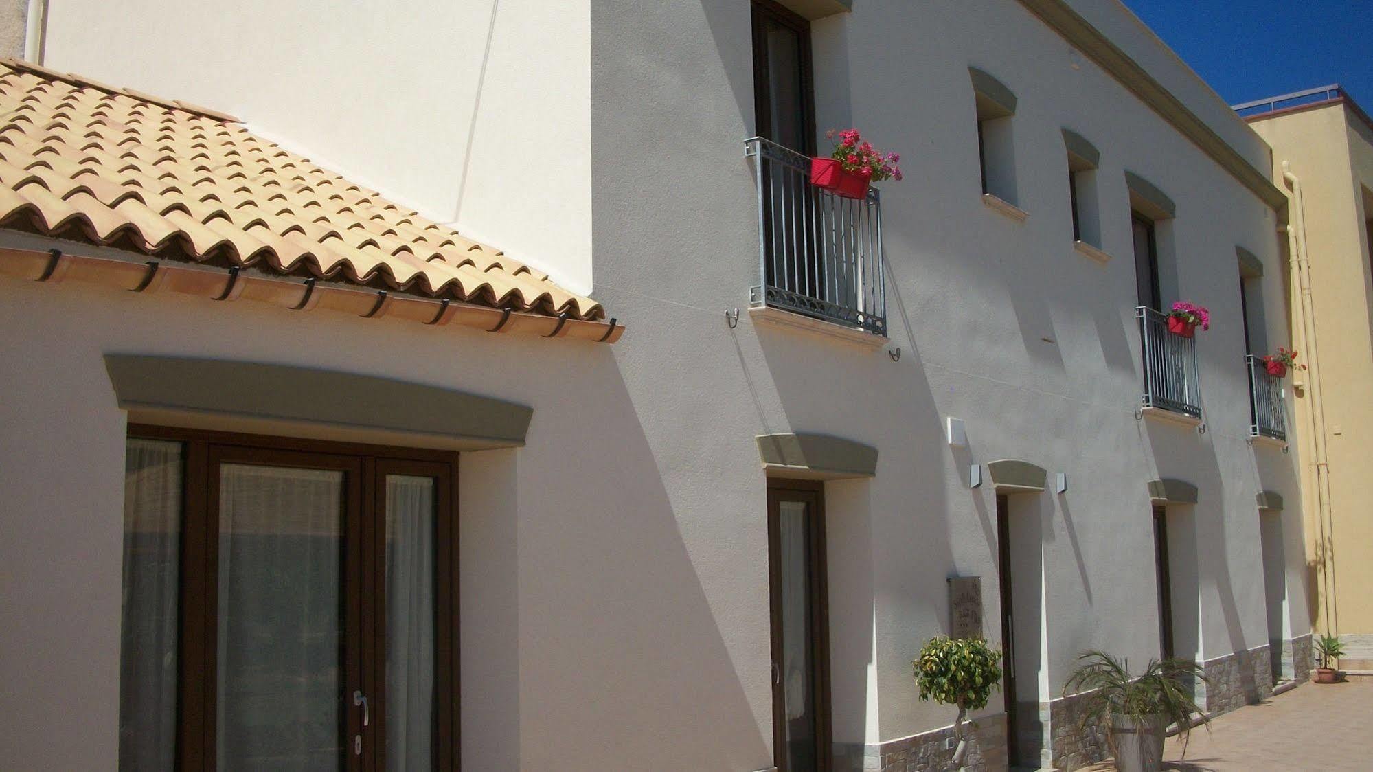 Siciliantica Bed & Breakfast Rilievo Екстериор снимка
